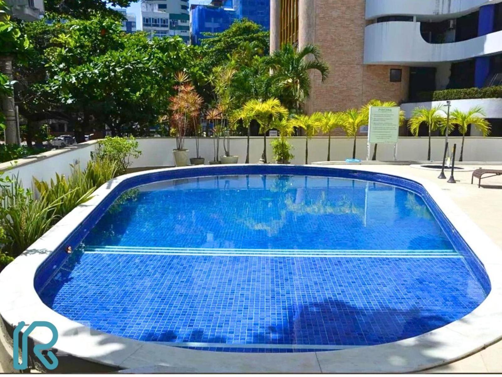 Lindo Completo Na Ondina, Cozinha, Wifi, Netflix, Piscina, Circuito Do Carnaval, Proximo A Apartment Salvador