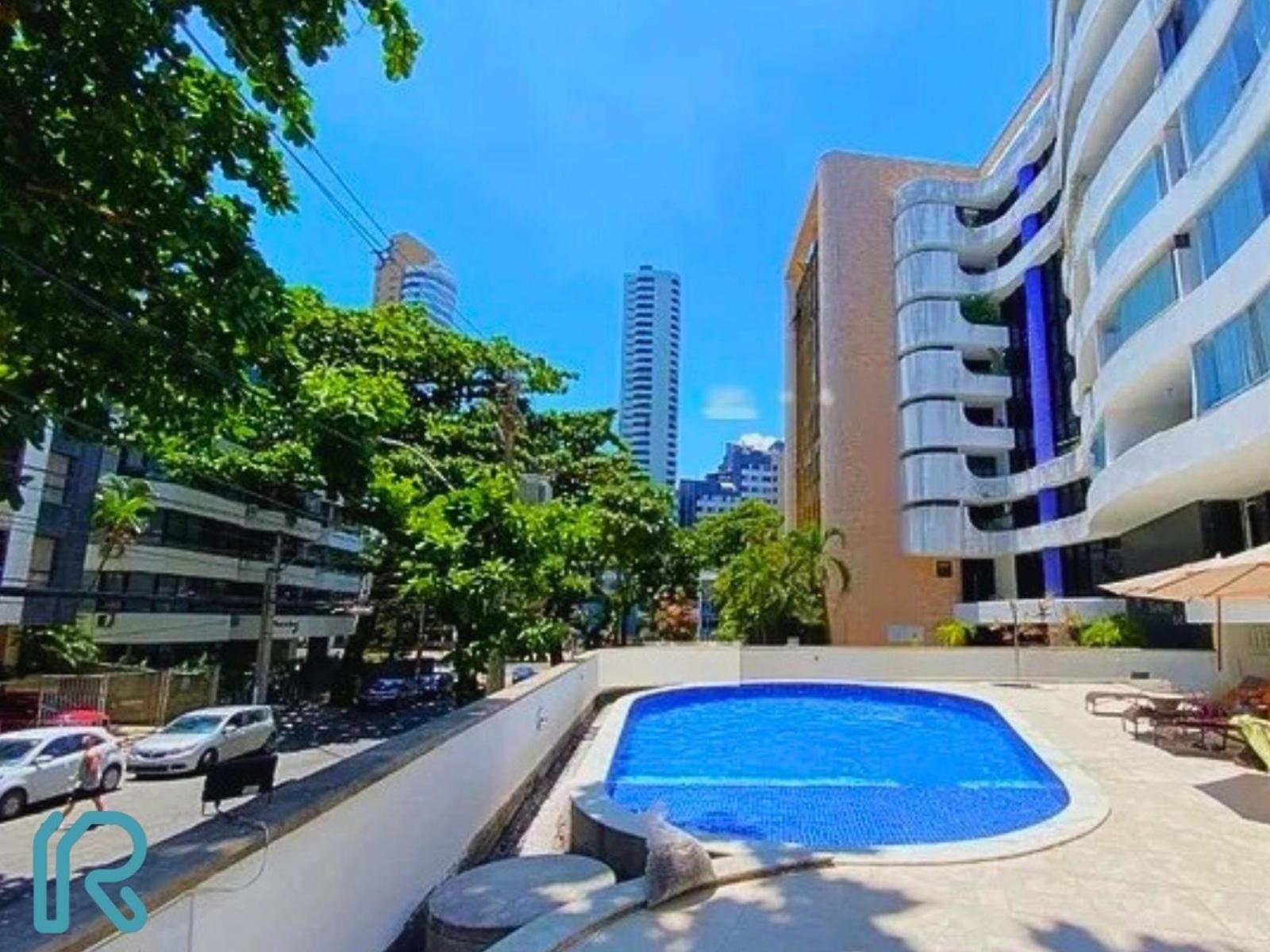 Lindo Completo Na Ondina, Cozinha, Wifi, Netflix, Piscina, Circuito Do Carnaval, Proximo A Apartment